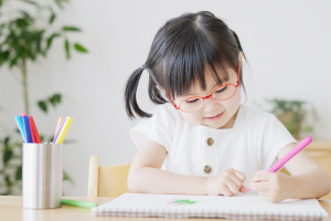 お子さまの近視進行予防